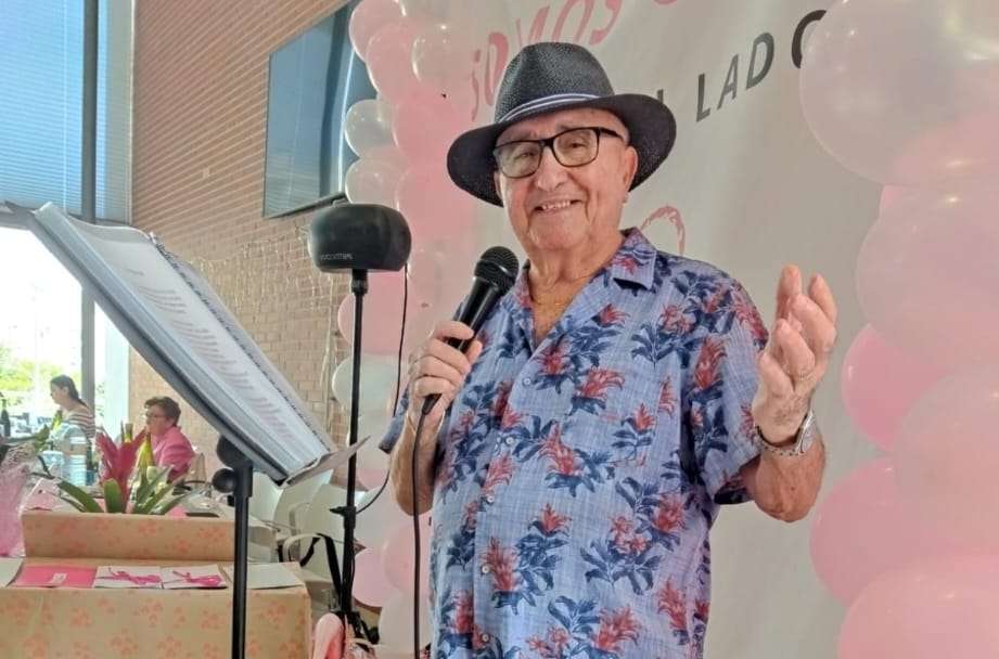 Ram&oacute;n Martino, durante una actuaci&oacute;n en un acto social (imagen de archivo familiar).