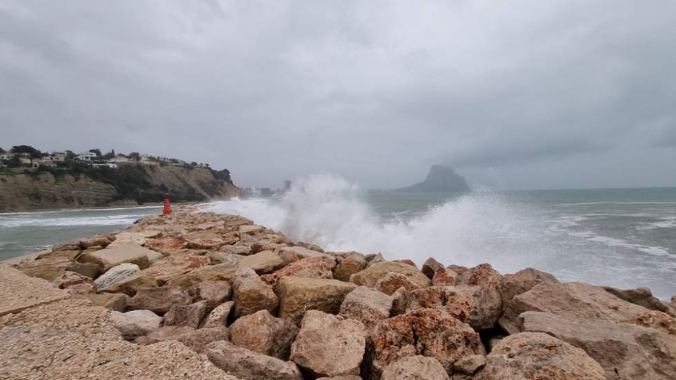 Temporal marítimo en Calpe
