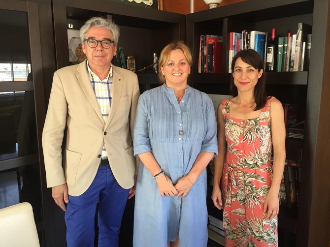 Imagen de archivo de los exconcejales de Ciudadanos, Juan Manuel del Pino y Rebeca Merchán, junto a Ana Sala
