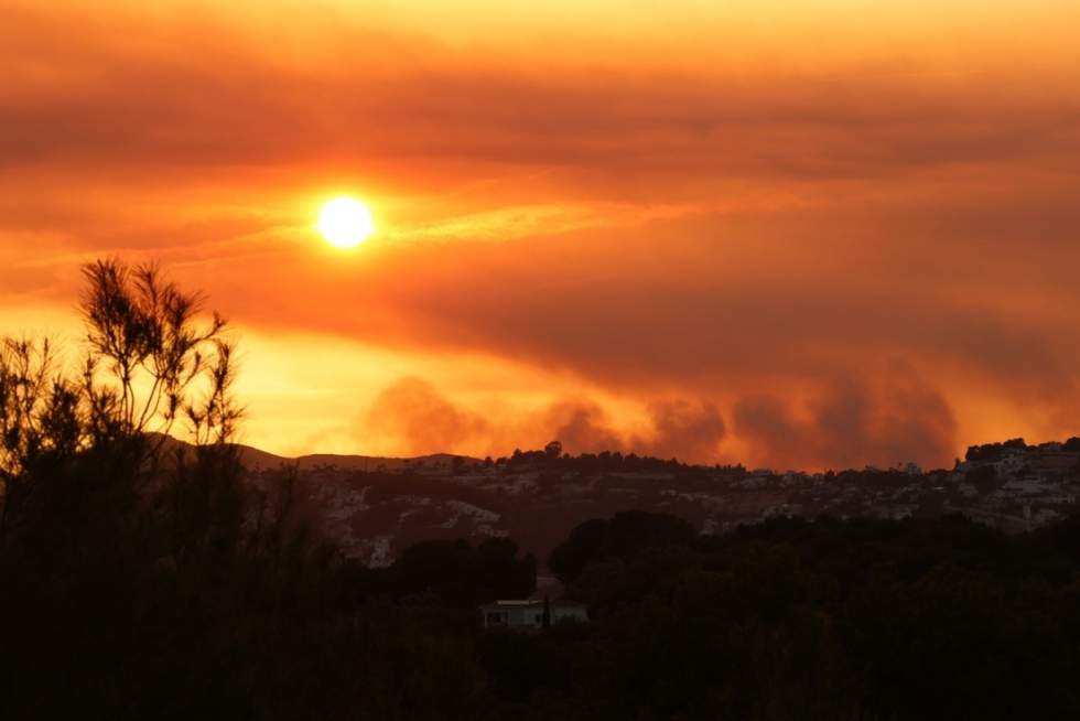 Emergencia en la Marina Alta: Incendios forestales devastan la comarca impulsados por sequía extrema