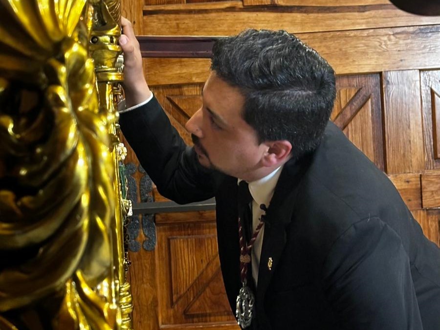 manuel capataz cristo gitanos semana santa calp