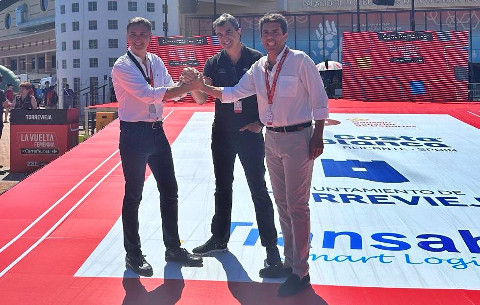 César Sánchez, Javier Guillén y Carlos Mazón confirman el regreso de la Vuelta a España a Calpe
