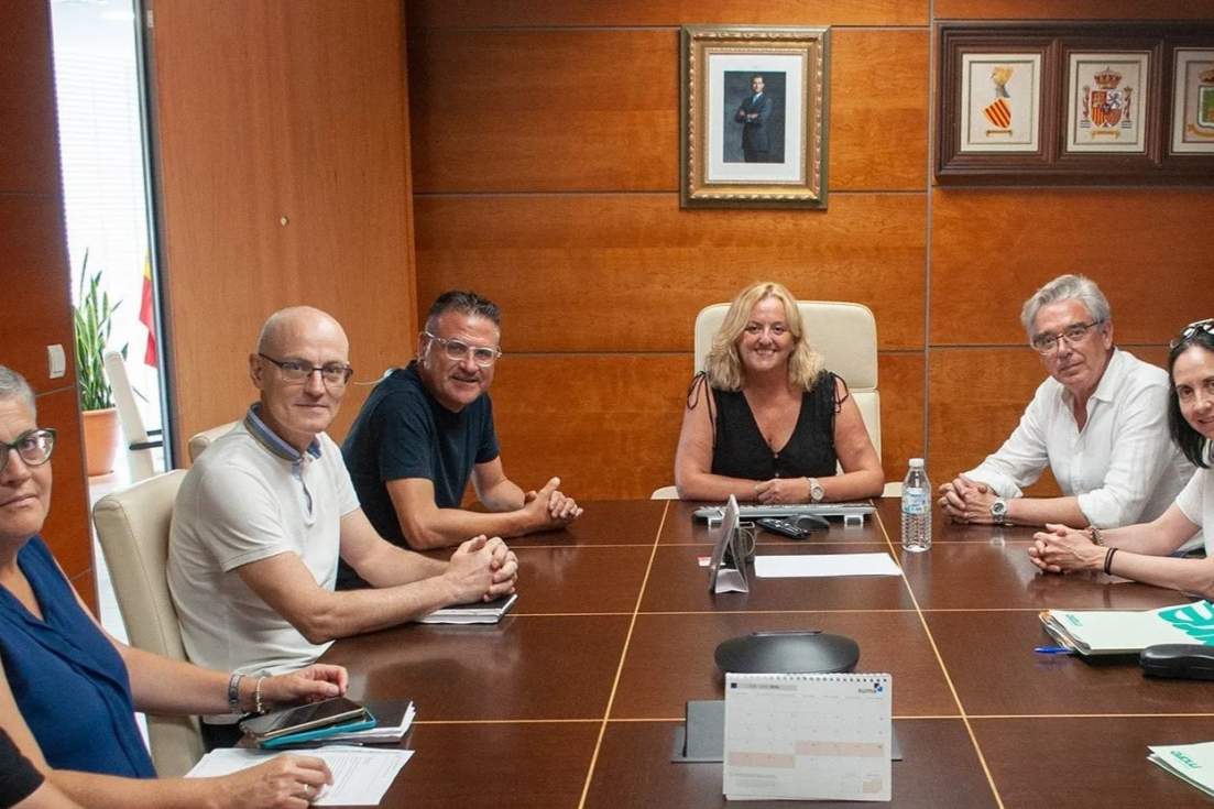Jose Ramón González de Zárate y Ana Sala en una reunión del Consorci Mare en Calp