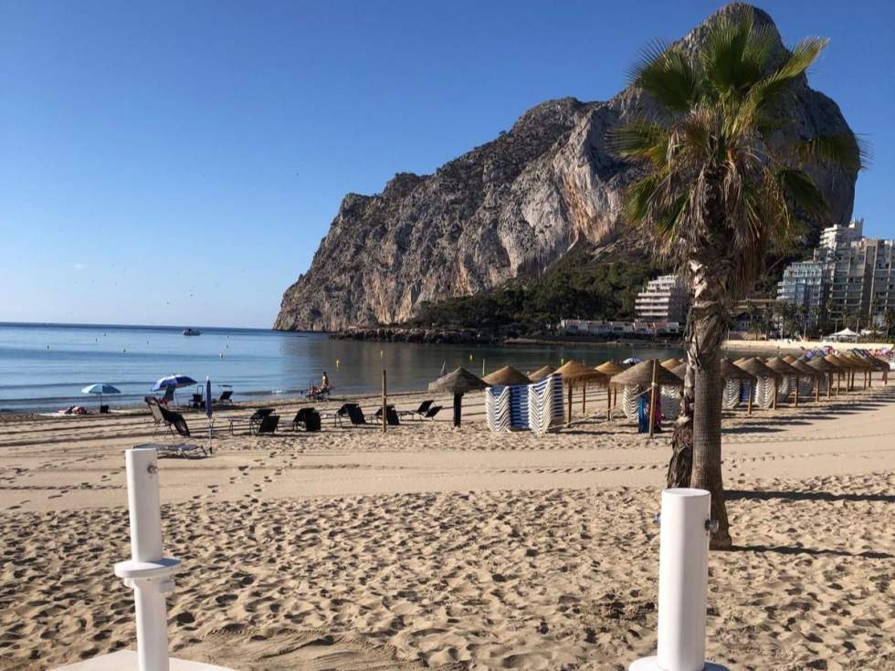 Servicios Playa La Fossa Calp Juan José Martínez
