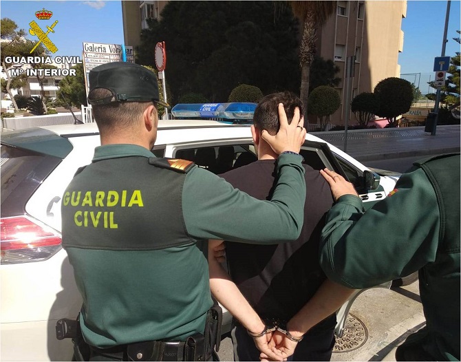 Imagen del detenido por los hurtos y estafas en cajeros automáticos