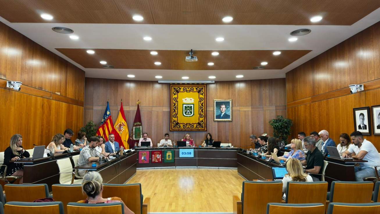 Calp destinará 300.000 euros en ayudas a empresas y autónomos para paliar el impacto de la crisis energética