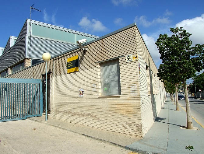 Accseso principal del IES Ifac de Calpe