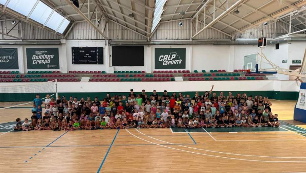 Más de 500 menores participan en el primer Campamento de Verano Municipal de Calp, que volverá en 2027