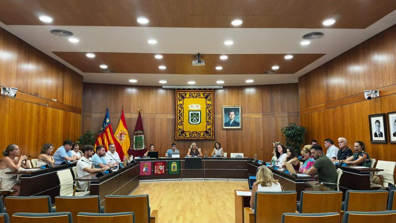 Calp prepara una nueva campaña de Bono-Consumo con ayudas de hasta 100 euros por persona