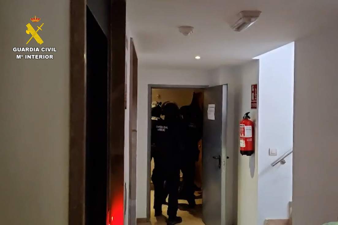 USECIC red criminal ucraniana calp robo joyas