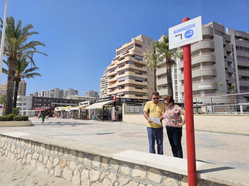 Calp mantiene sus playas y calas libres de humo con dos únicas zonas autorizadas para fumar