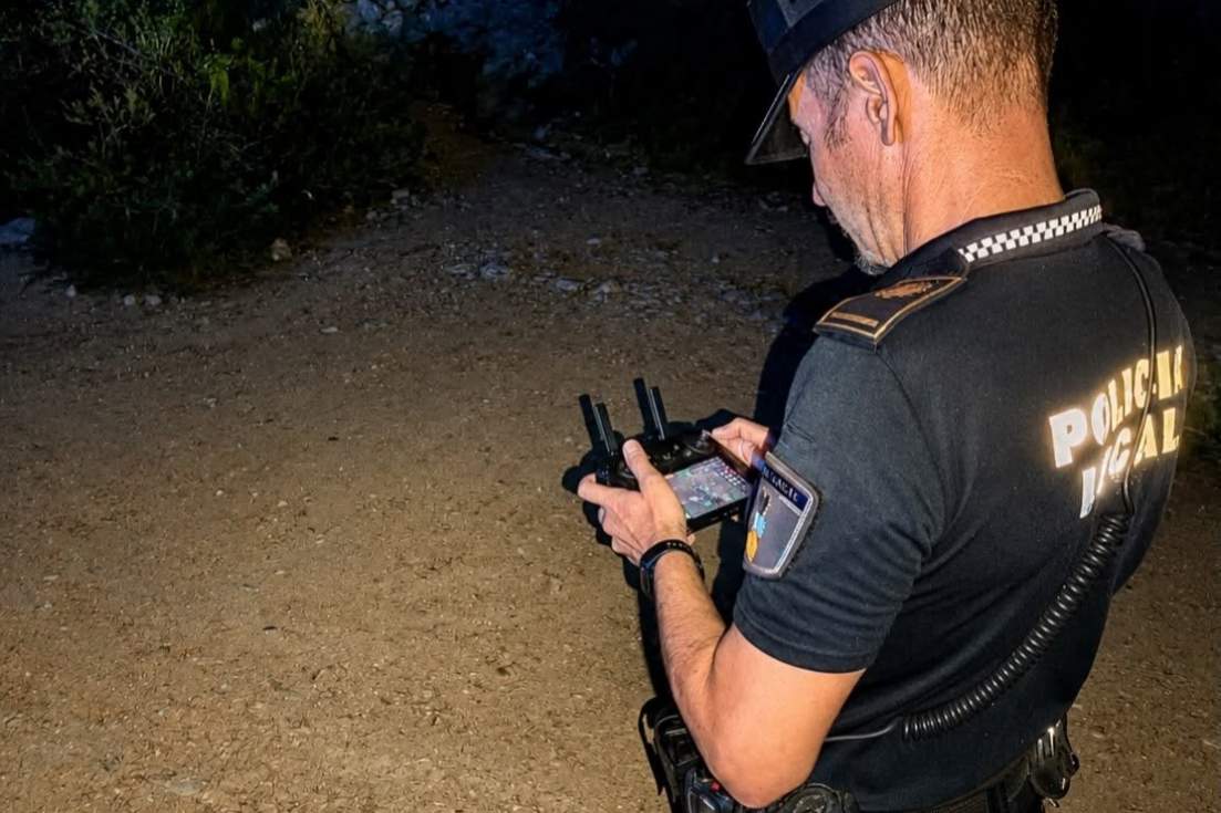 dron rescate niña 12 años policía local calp
