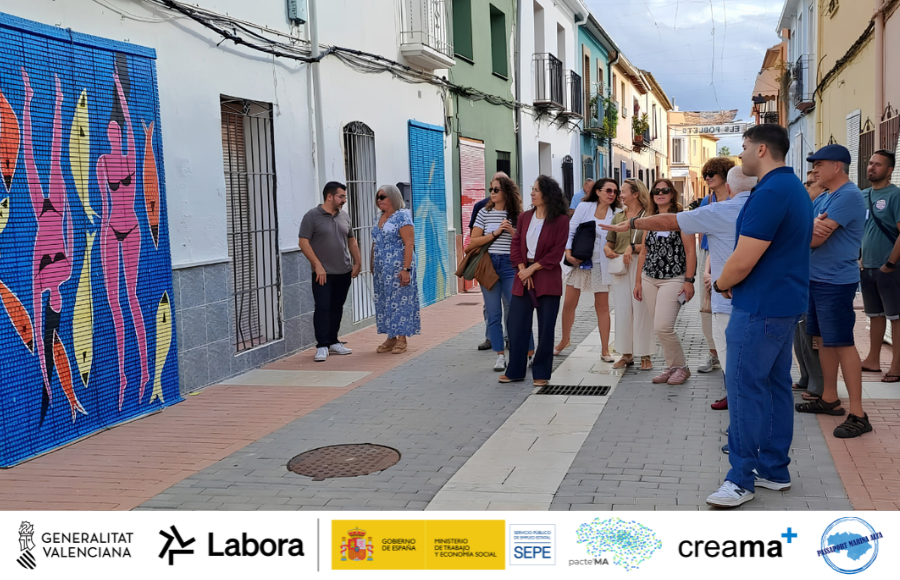 Passaport Marina Alta conecta a empresas y profesionales de la comarca a través del arte urbano de Els Poblets