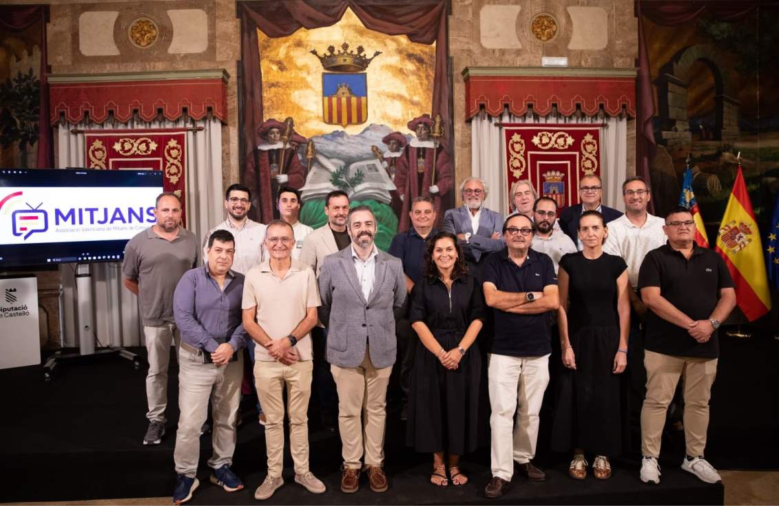 AMDComVal se transforma en MITJANS y amplía su representación entre los medios valencianos